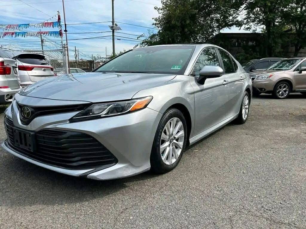 2018 Toyota Camry LE - Image 2